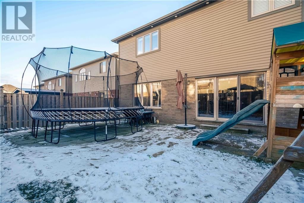 16 KINSMAN DRIVE Image 34