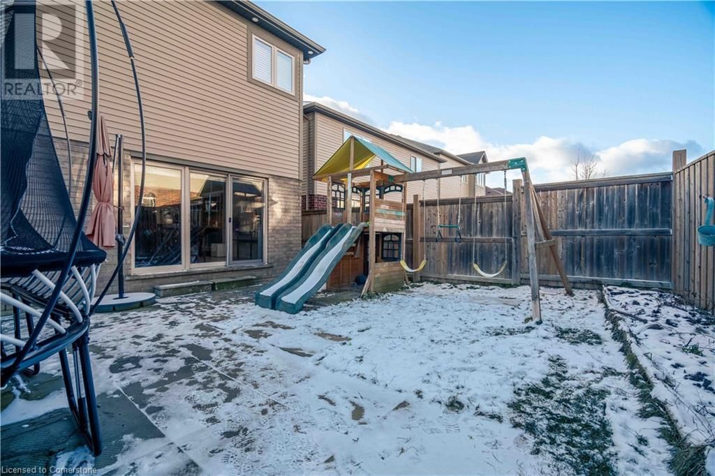 16 KINSMAN DRIVE Image 35