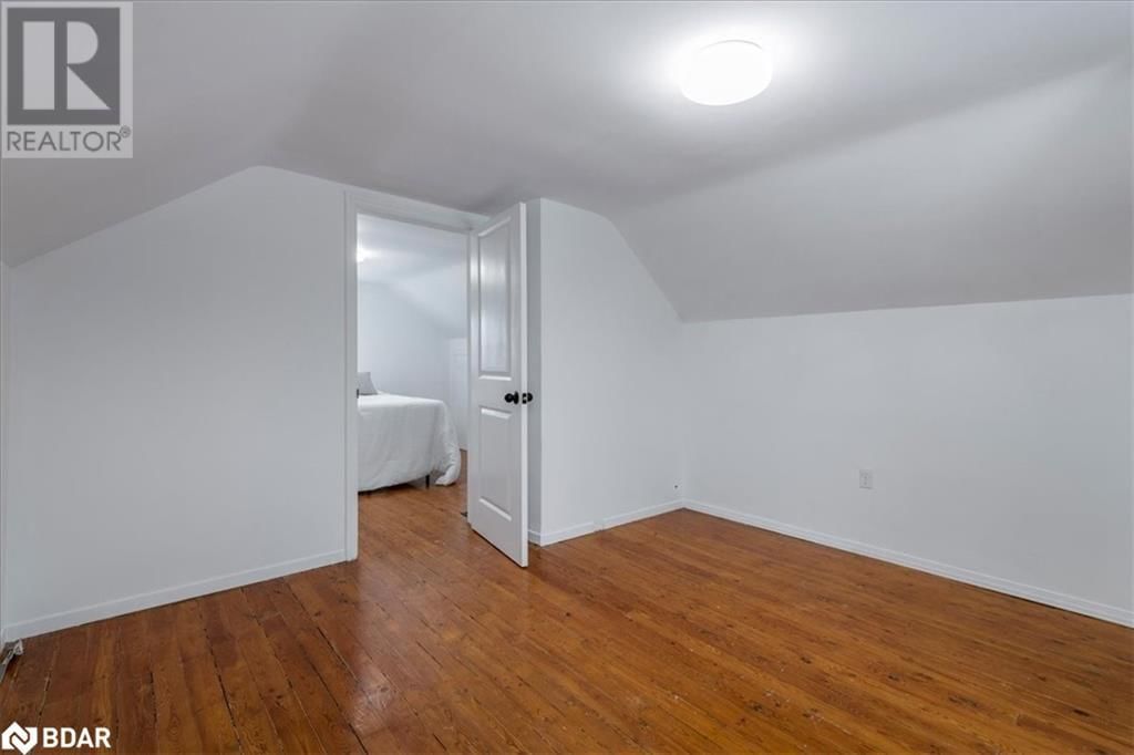 116 HURONIA ROAD Image 16