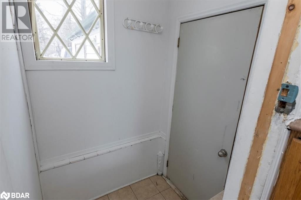 116 HURONIA ROAD Image 19