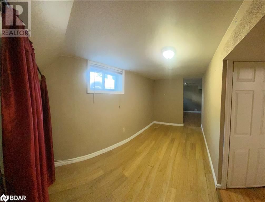 116 HURONIA ROAD Image 23