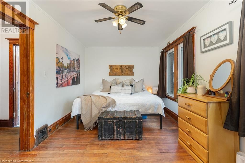 81 KENSINGTON AVENUE NORTH Image 20