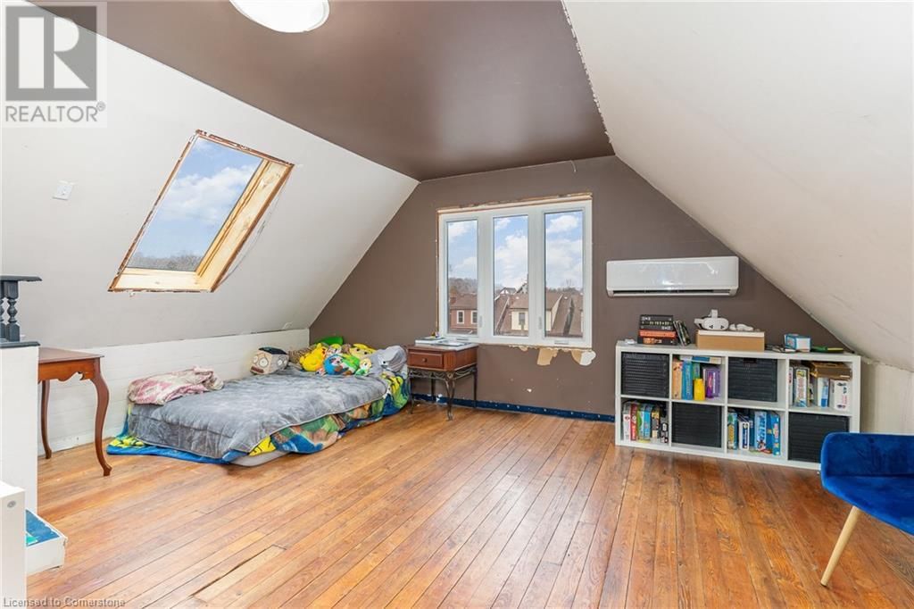 81 KENSINGTON AVENUE NORTH Image 31