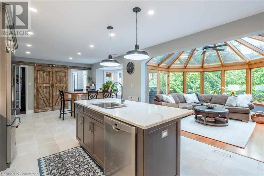 3300 LAKESHORE ROAD Image 11