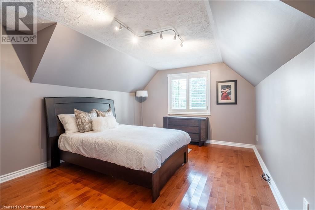 3300 LAKESHORE ROAD Image 18