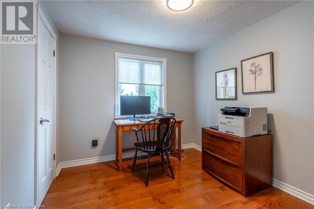 3300 LAKESHORE ROAD Image 20