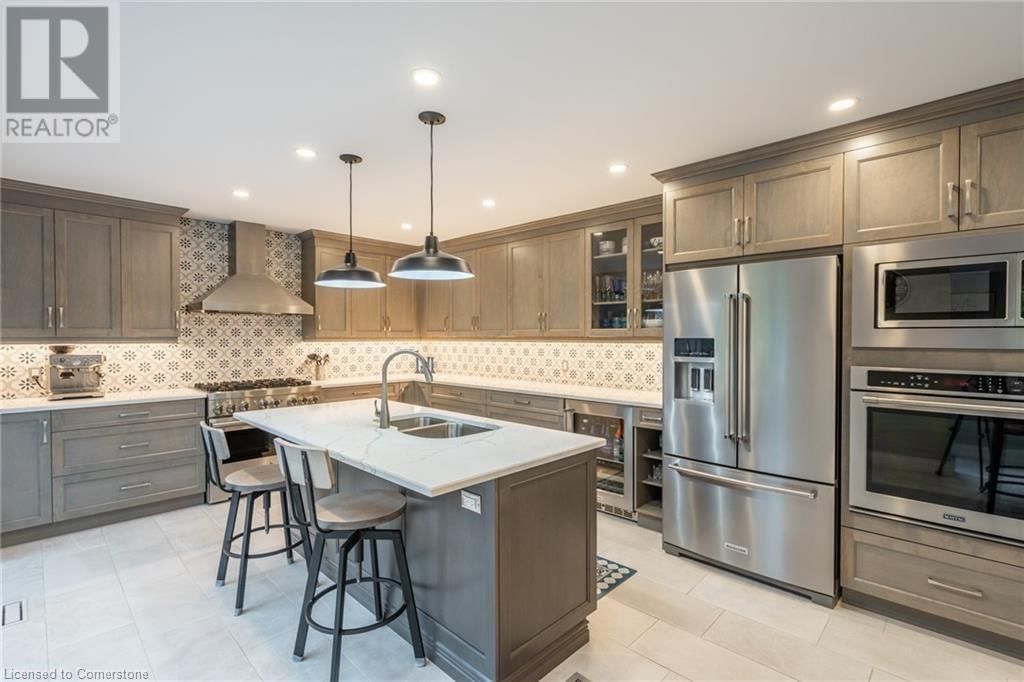 3300 LAKESHORE ROAD Image 9