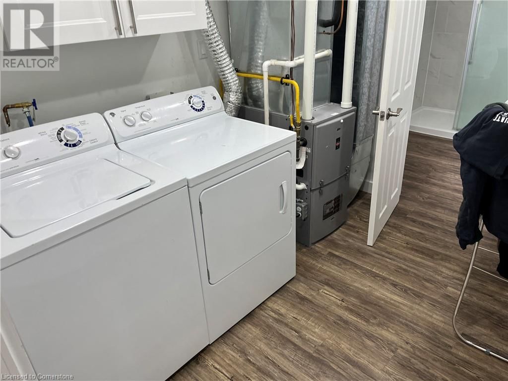 1115 BAY STREET Image 17