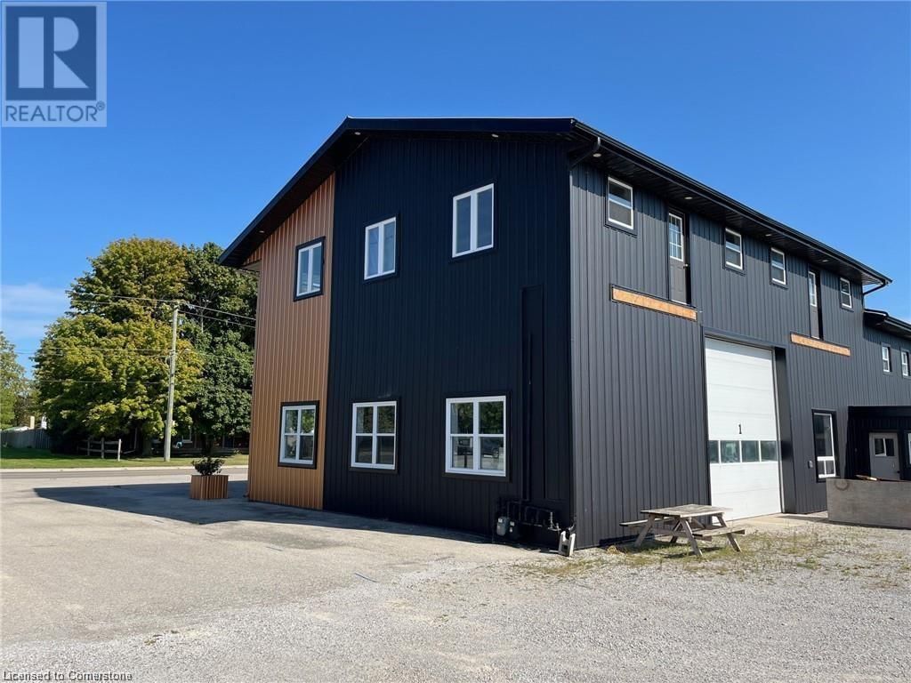 1115 BAY STREET Image 4