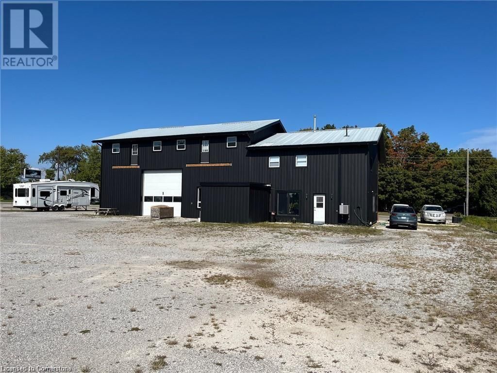 1115 BAY STREET Image 8