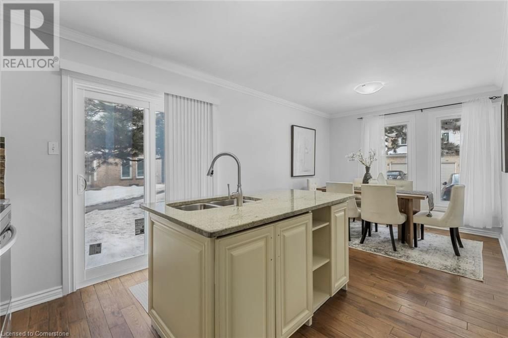 53 WICKSTEAD COURT Image 16