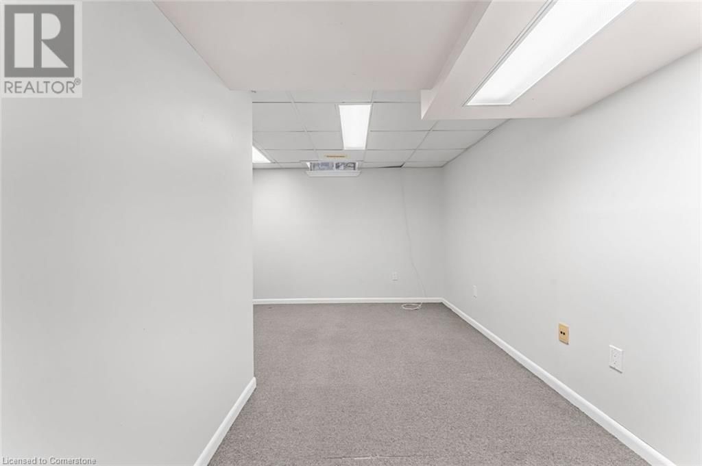 53 WICKSTEAD COURT Image 35