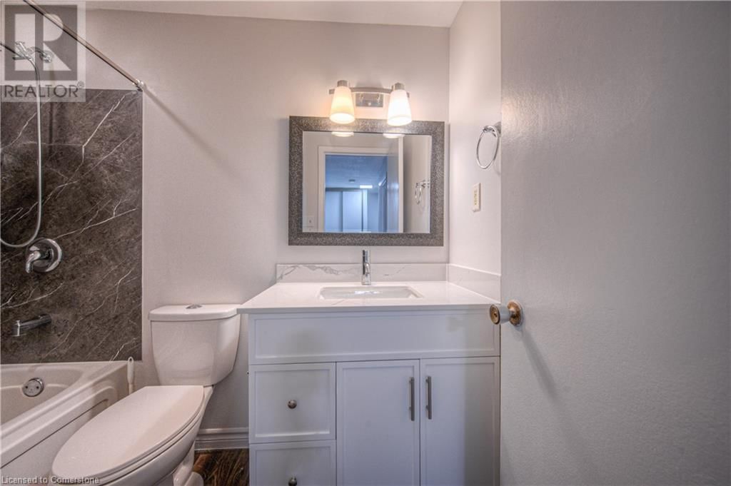 9 - 206 GREEN VALLEY DRIVE Image 23