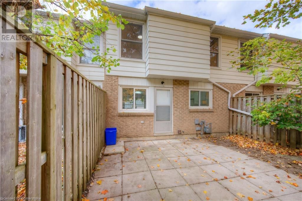 9 - 206 GREEN VALLEY DRIVE Image 34