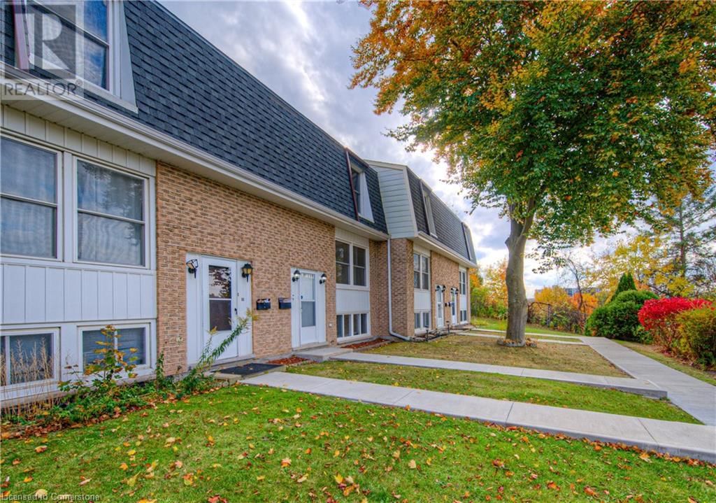 9 - 206 GREEN VALLEY DRIVE Image 4