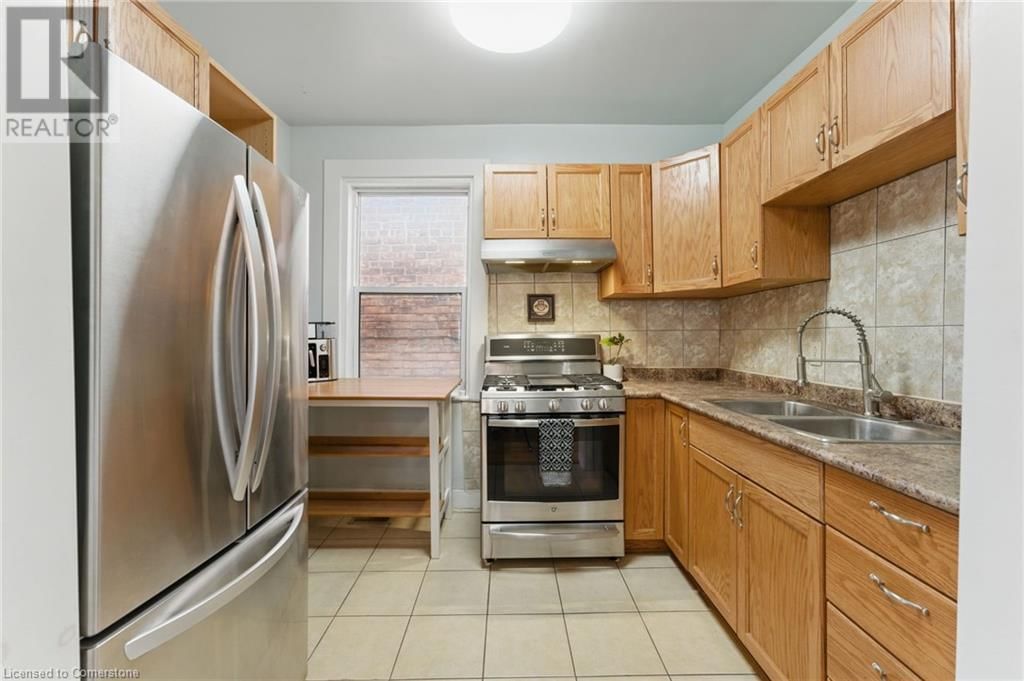 91 AURORA STREET Image 12