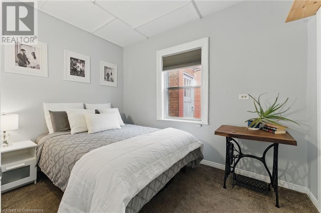 91 AURORA STREET Image 15