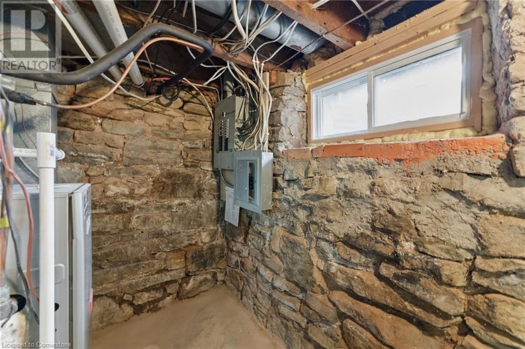 91 AURORA STREET Image 21