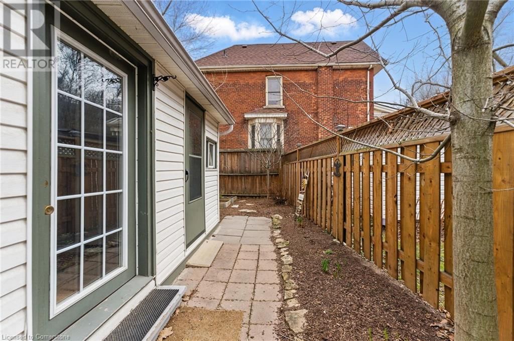 91 AURORA STREET Image 25