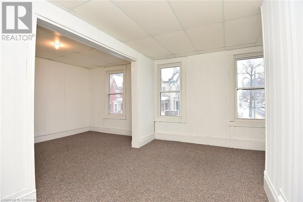 275 MAIN STREET WEST Image 19