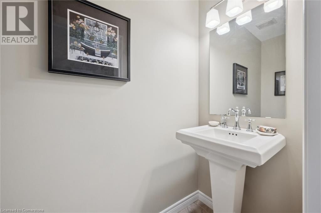 10 CHESTNUT DRIVE Image 17