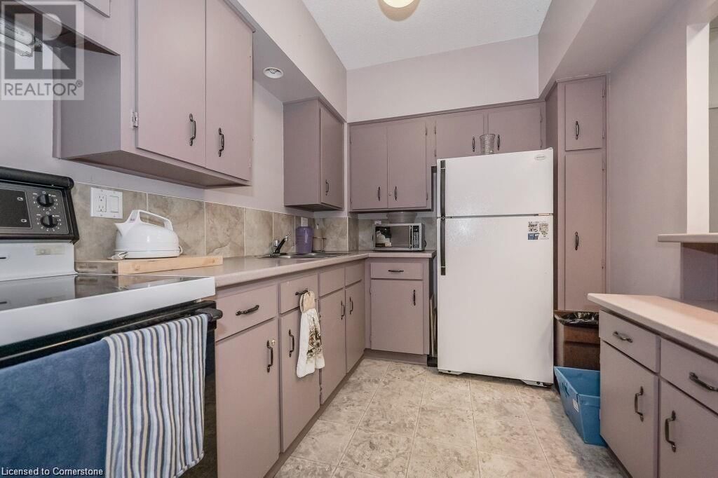 808 - 260 SHELDON AVENUE NORTH Image 35