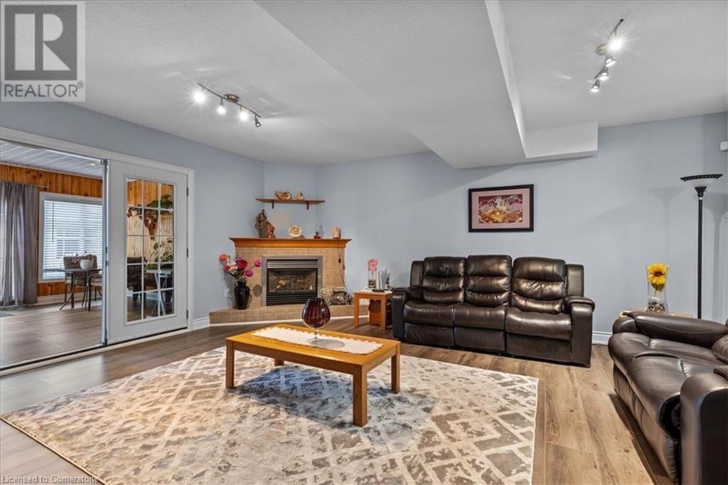 67 COUNTRY CLUB DRIVE Image 16