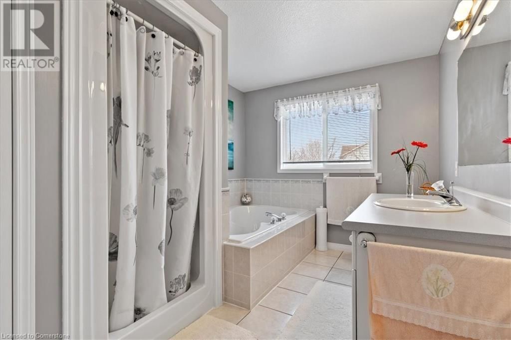 67 COUNTRY CLUB DRIVE Image 25