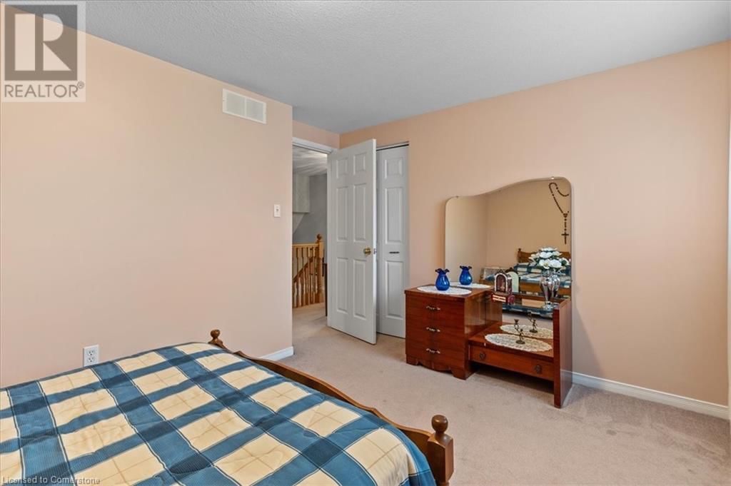 67 COUNTRY CLUB DRIVE Image 31
