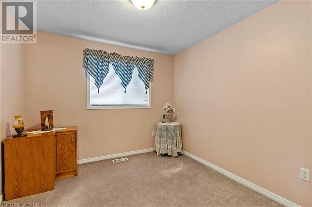 67 COUNTRY CLUB DRIVE Image 32