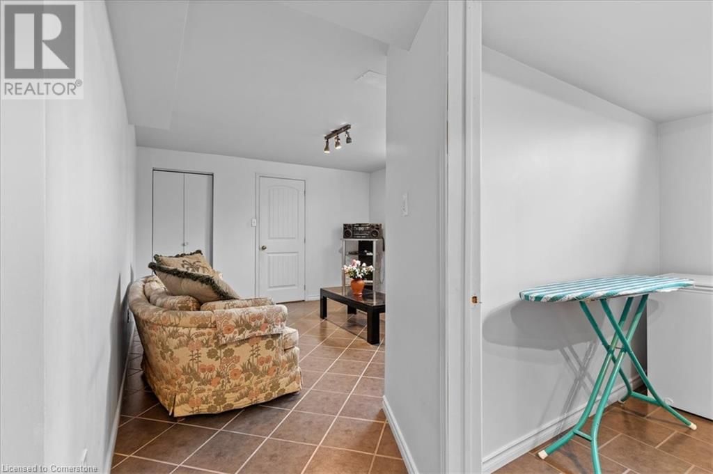 67 COUNTRY CLUB DRIVE Image 34