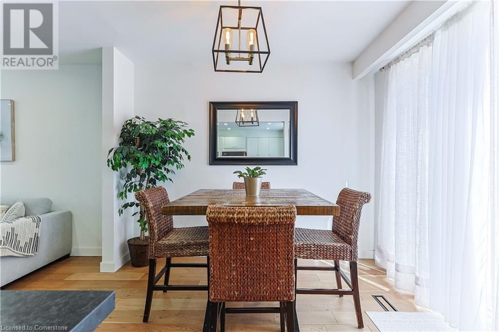 54 - 5475 LAKESHORE ROAD Image 14