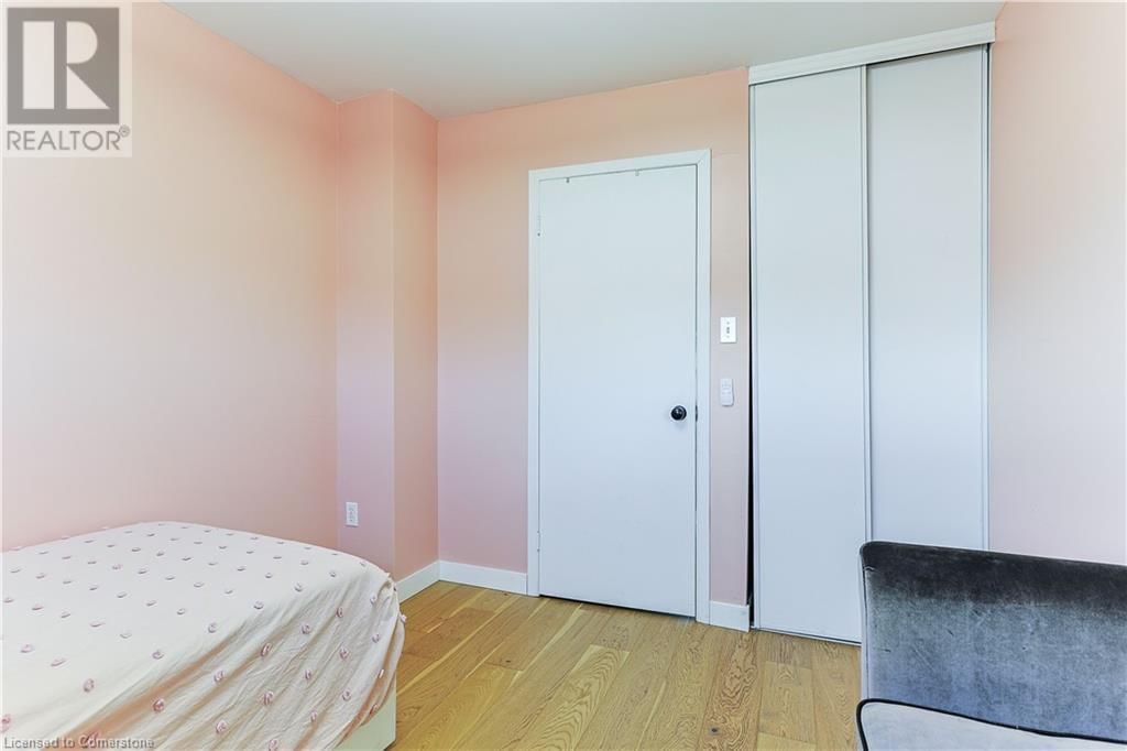 54 - 5475 LAKESHORE ROAD Image 25