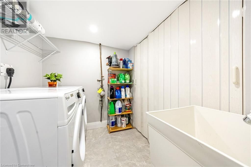 390 WOODWARD AVENUE Image 35