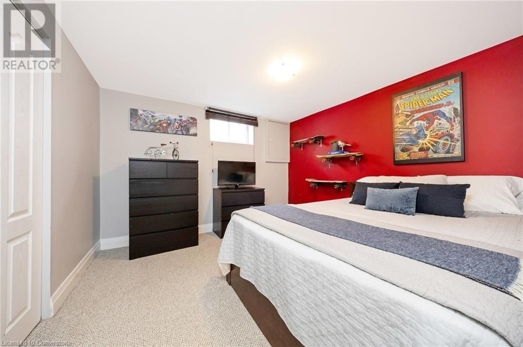390 WOODWARD AVENUE Image 36
