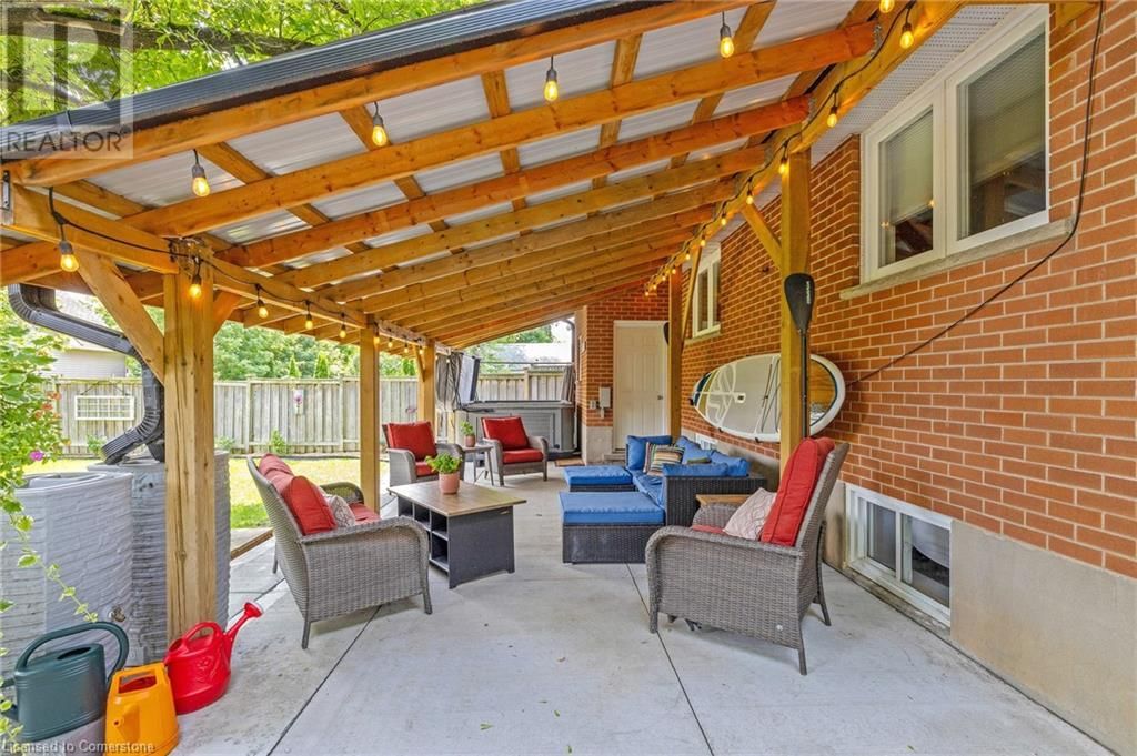 390 WOODWARD AVENUE Image 38