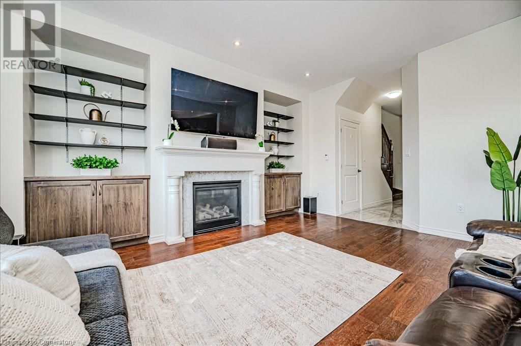 4077 THOMAS STREET Image 13