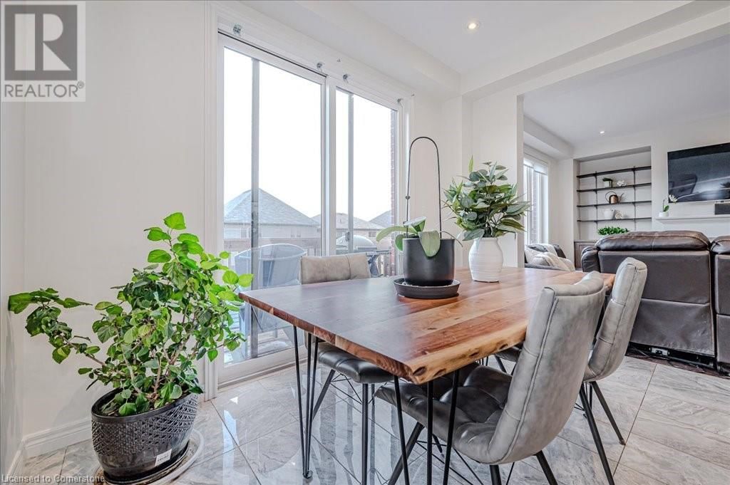 4077 THOMAS STREET Image 20
