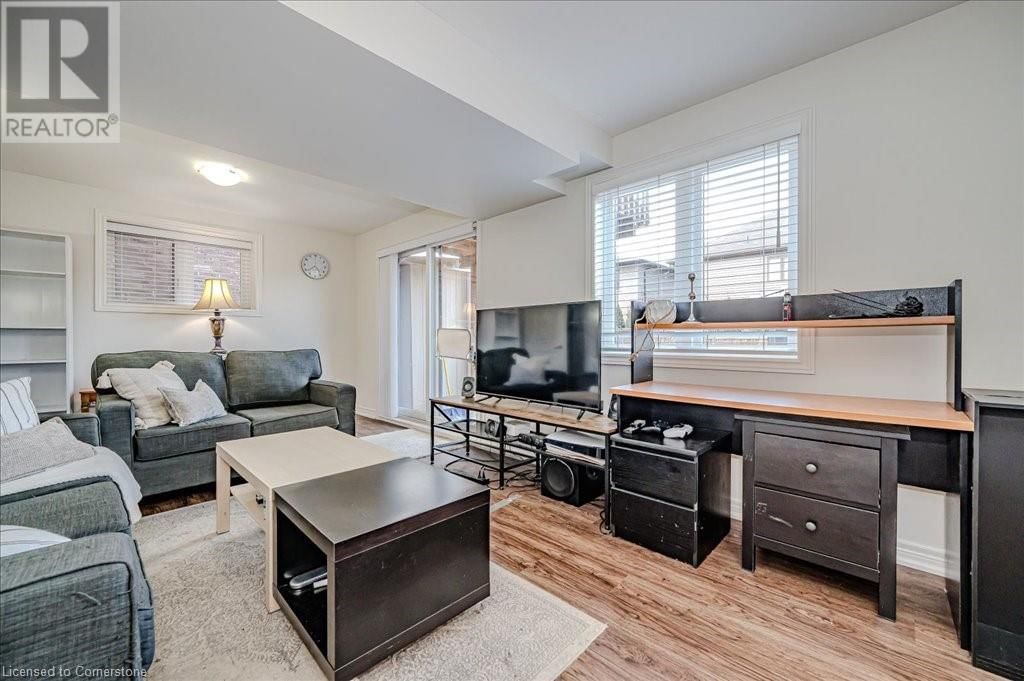 4077 THOMAS STREET Image 40