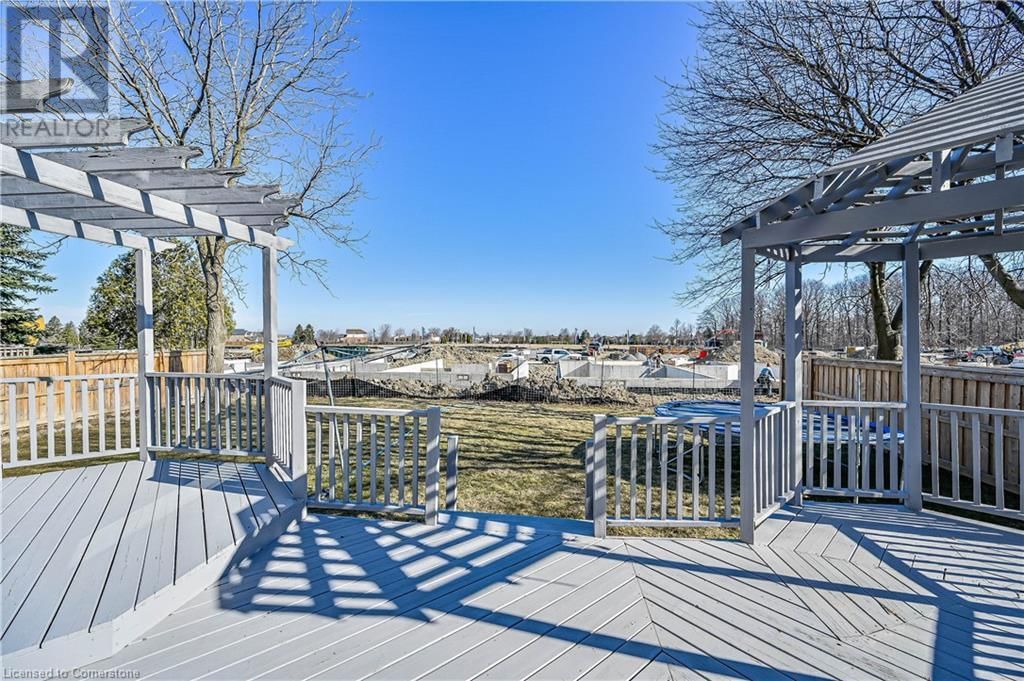 228 HIGHLAND ROAD WEST Image 33