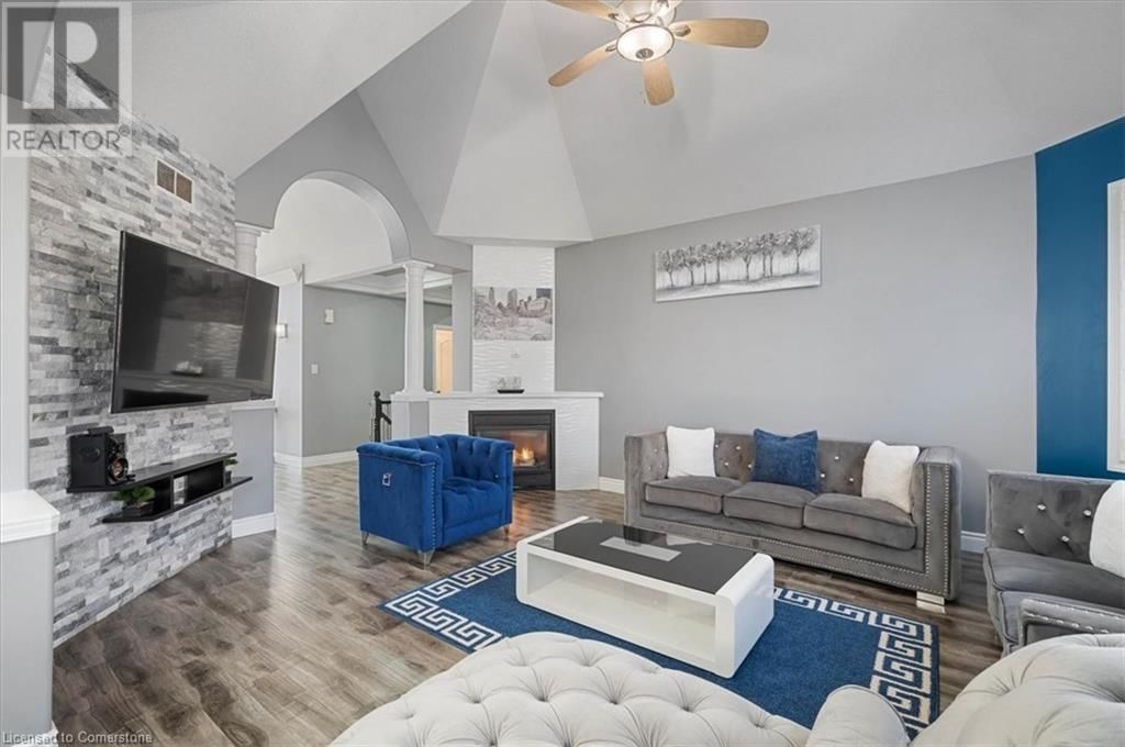 524 WOODFIELD COURT Image 16