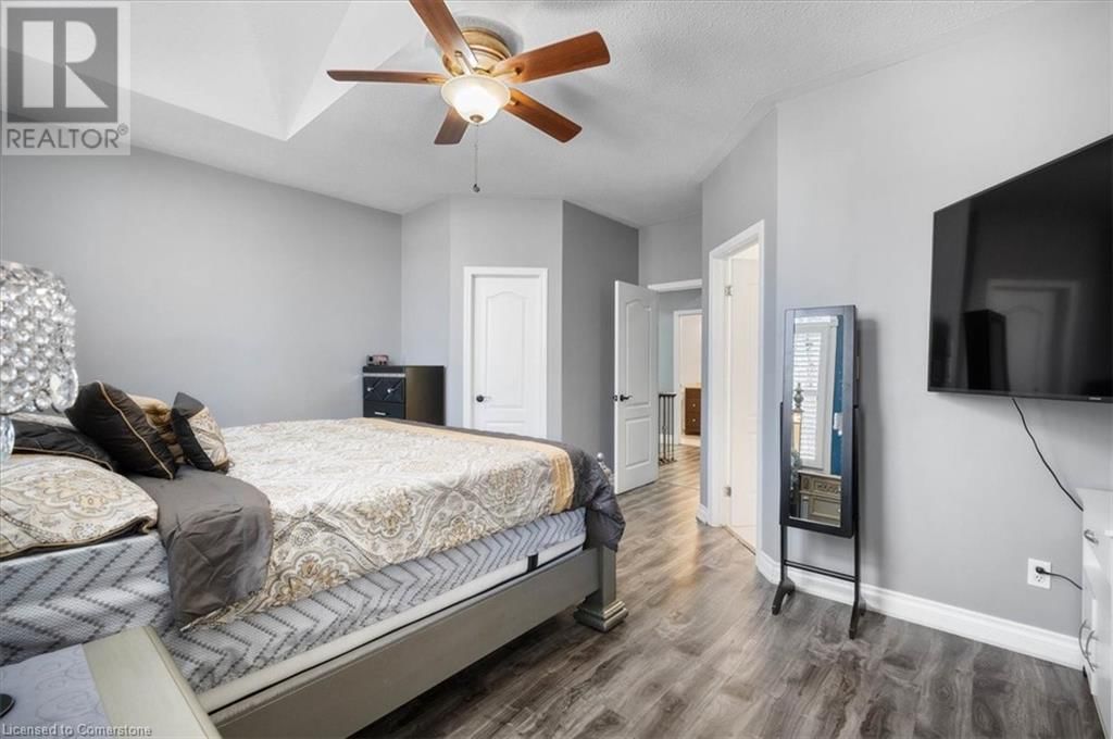 524 WOODFIELD COURT Image 25