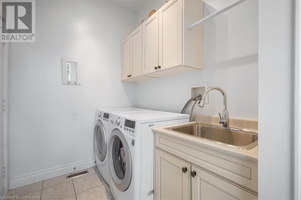 524 WOODFIELD COURT Image 32