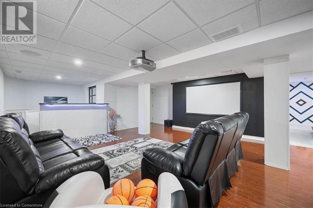 524 WOODFIELD COURT Image 33