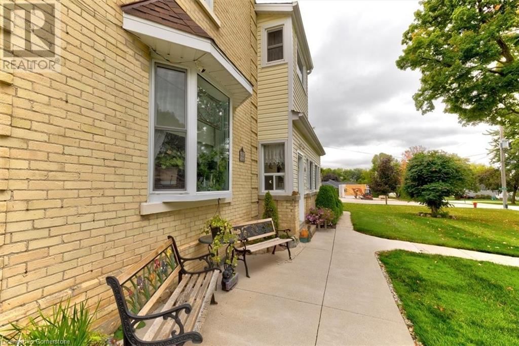 163 JOHN STREET SOUTH Image 4
