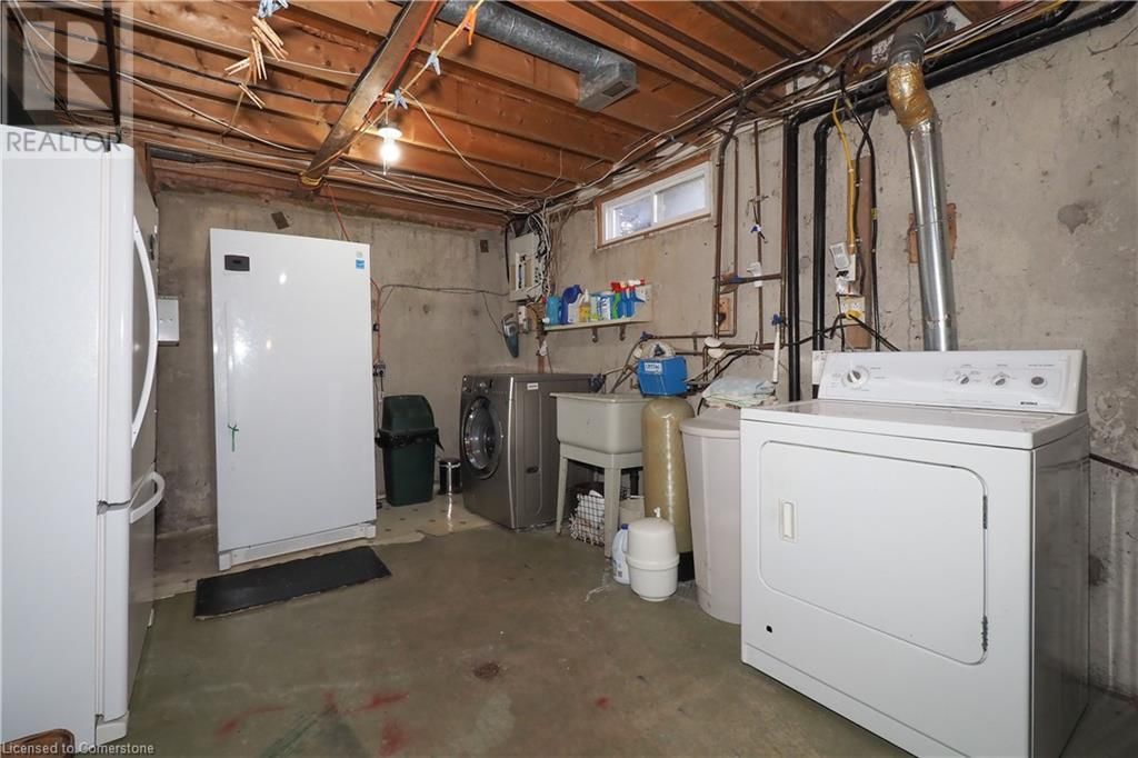 14 DUNSMERE DRIVE Image 34