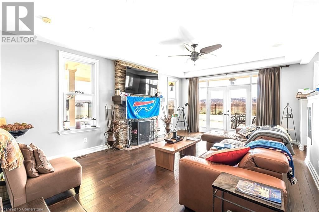 915 QUEENSTON ROAD Image 13
