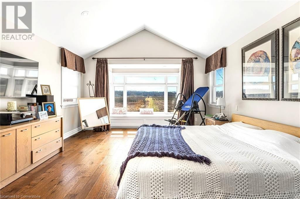 915 QUEENSTON ROAD Image 25