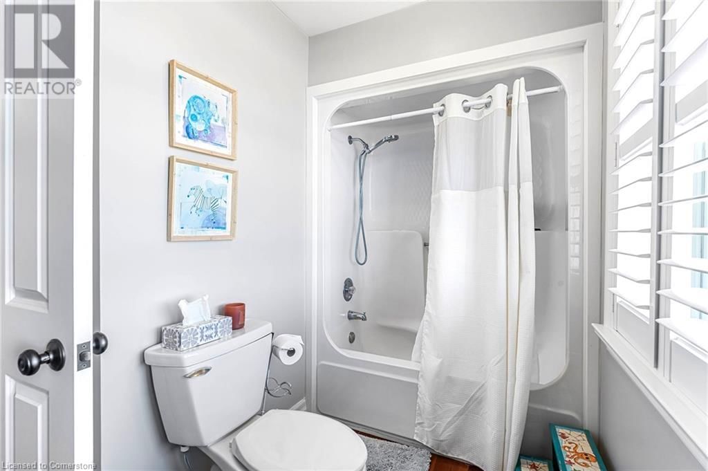 915 QUEENSTON ROAD Image 35