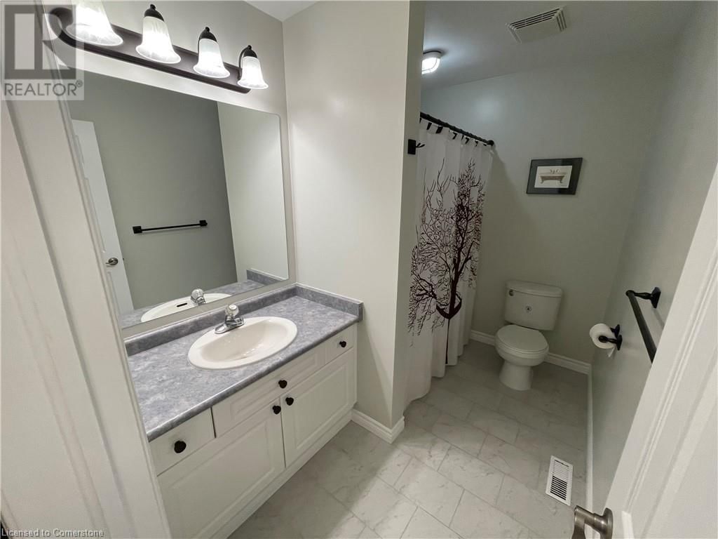 1354 ASPENRIDGE CRESCENT Image 10